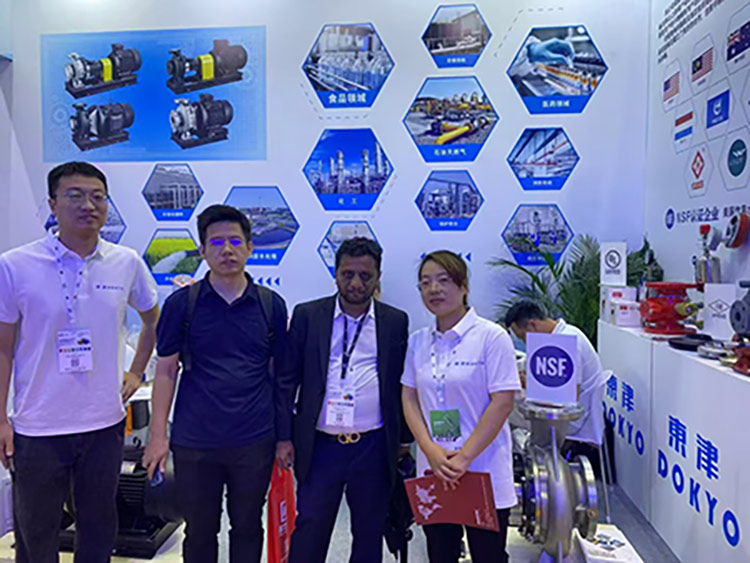 13 번째 Flowtech China의 성공적인 결론